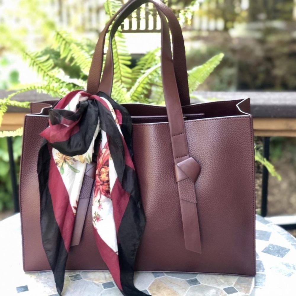 Rachel Zoe Collection Tote - Picture 3 of 6